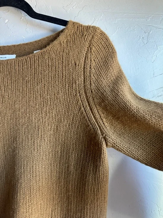 Vince 100% Cashmere Sweater Camel Minimalist Quiet Luxury Capsule Sz M - Picture 12 of 12